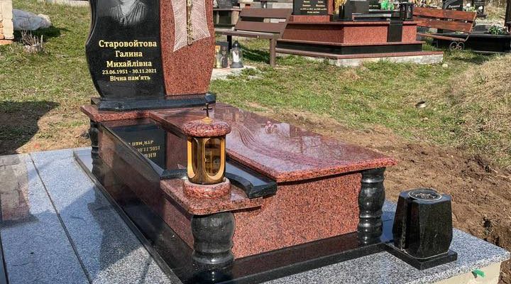 Кольорові пам’ятники: нові тенденції у виготовленні