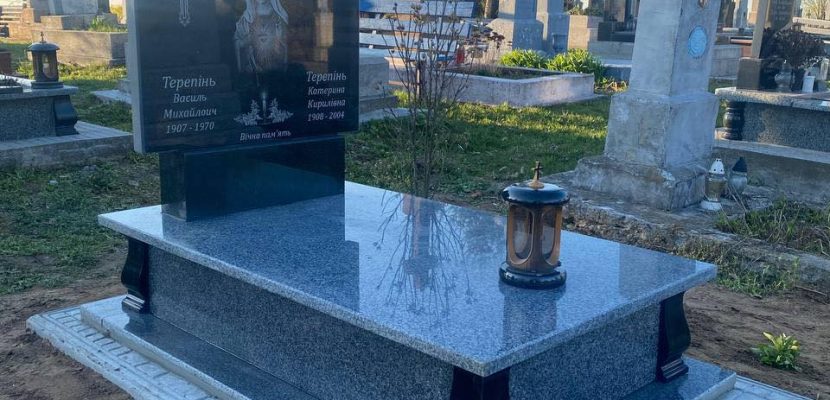 Як обрати професійну символіку для гранітного пам’ятника?