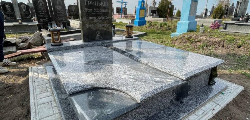 Пам’ятники для бізнесу та меморіальні комплекси: створення корпоративної пам’яті у Львові та області