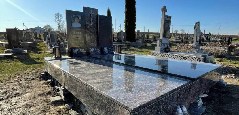 Правильний вибір пам’ятника для поховання: поради від експертів