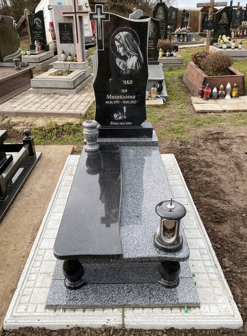 Одинарний пам'ятник №14