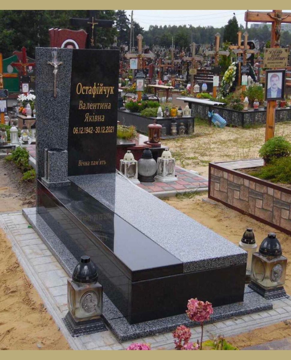 Європейський одинарний пам'ятник №25