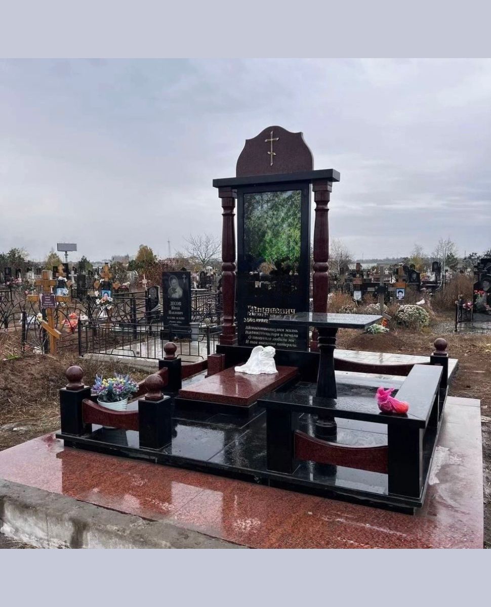 Військовий пам'ятник №21